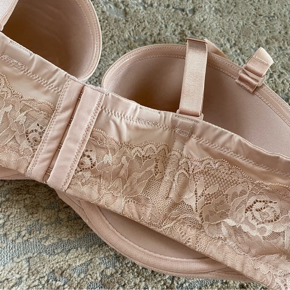 Torrid Nude Underwired Padded Bra Opaque Wide Back Convertible Strapless Straps - Picture 6 of 10